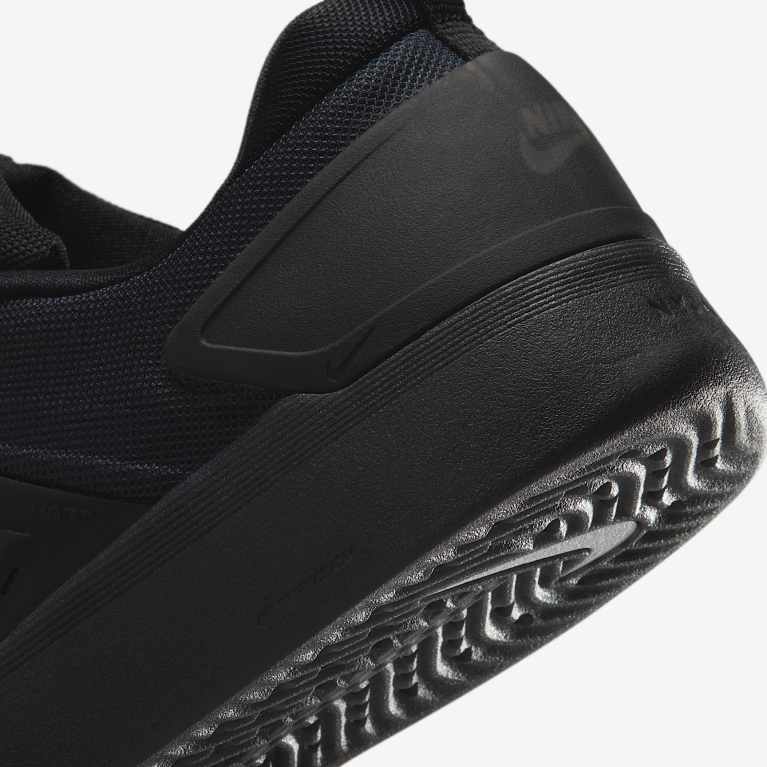 Кеды Nike SB Zoom Nyjah 4 Black/Black/White/White