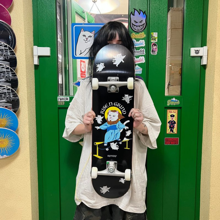 Ripndip доска нашла райдера в BOARDak