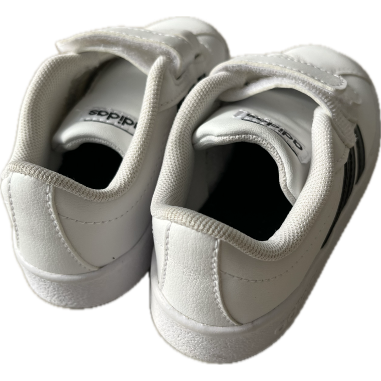 Кеды Adidas Infant размер 8 US/25 Euro