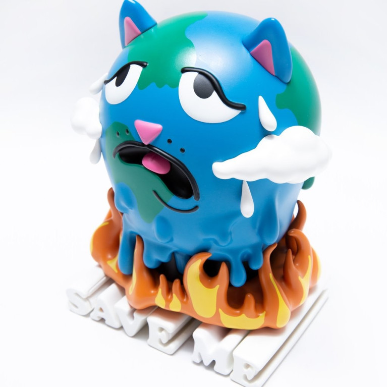 Игрушка Ripndip Save The World Vynil Toy