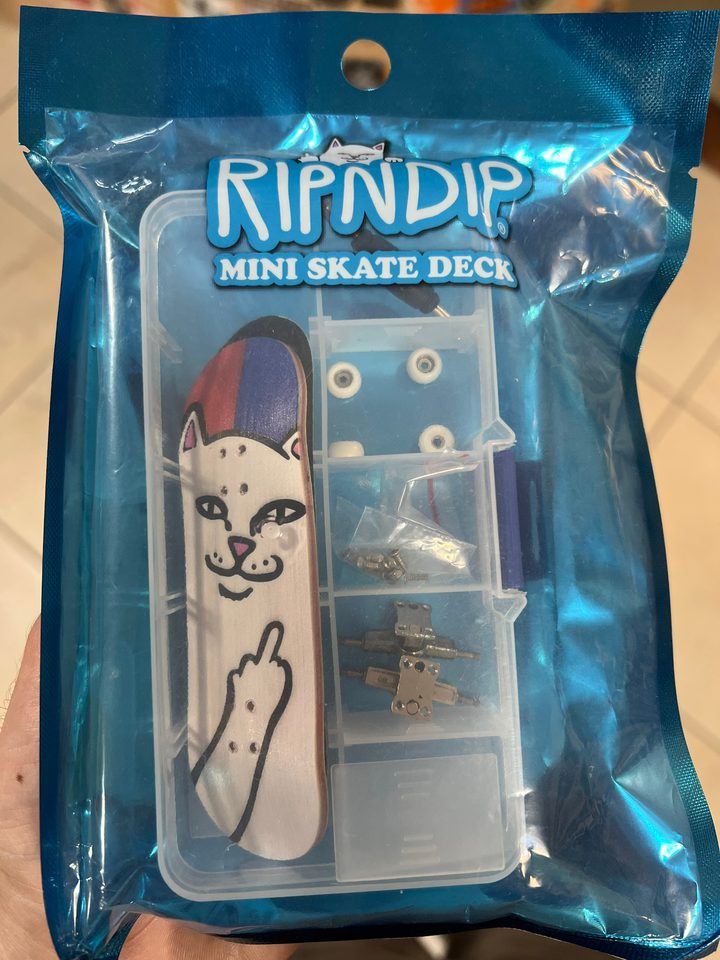 Ripndip фингерборд крупным планом