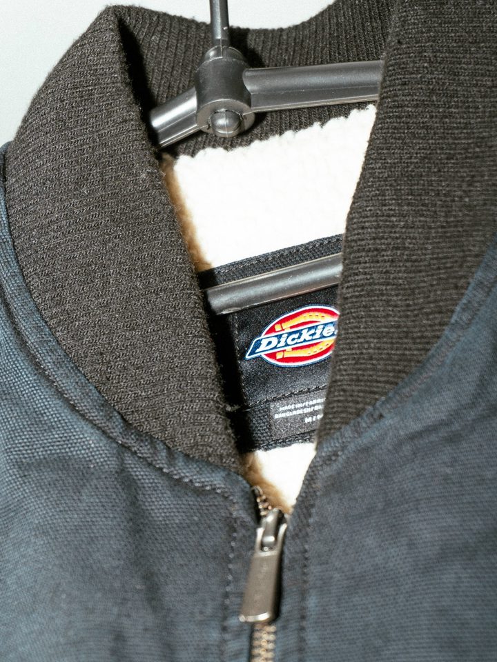 Демисезонный жилет Dickies с подкладом из шерпы